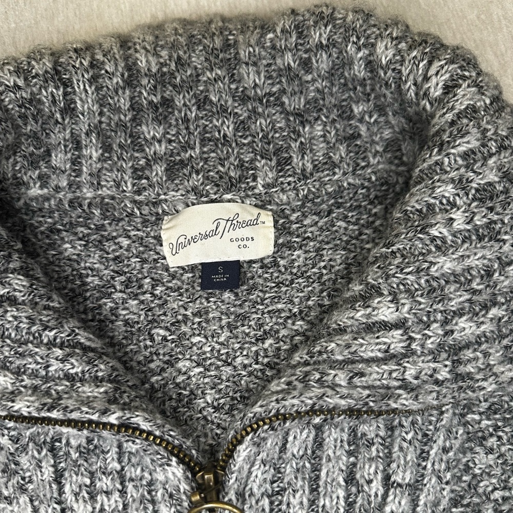 Universal Threads Half Zip Sweater - Picture 3 of 4